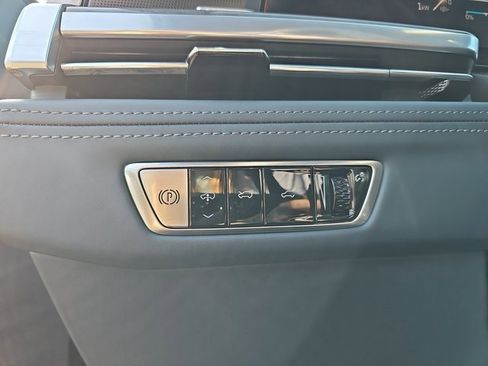 Used 2025 Cadillac Escalade IQ Sport 2 image 27