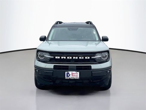 Used 2024 Ford Bronco Sport Outer Banks w/ Tech Package image 2