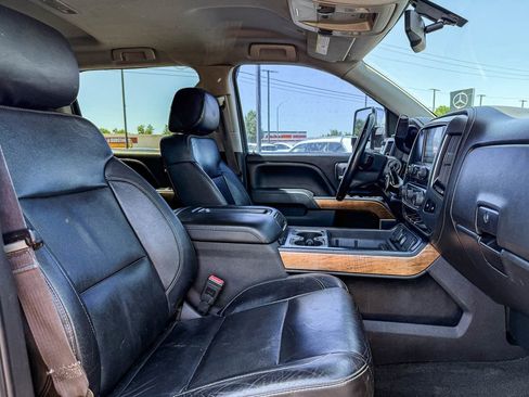 Used 2015 Chevrolet Silverado 1500 LTZ RWD image 16