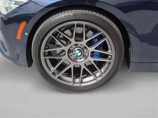 Used 2017 BMW 330i xDrive Wagon AWD/4WD image 14