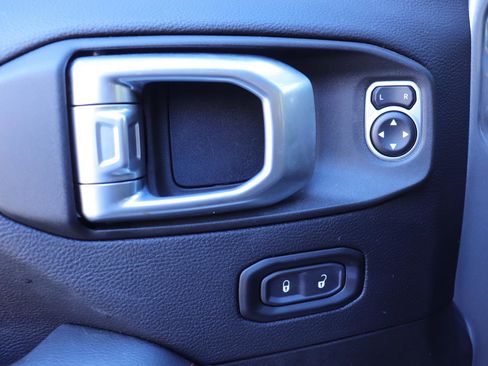 Used 2019 Jeep Wrangler Unlimited Rubicon image 22