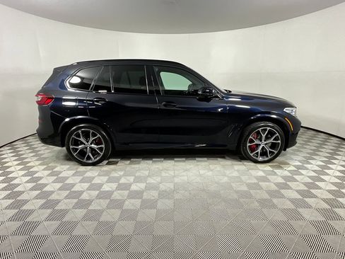 Used 2022 BMW X5 M50i w/ Executive Package image 5