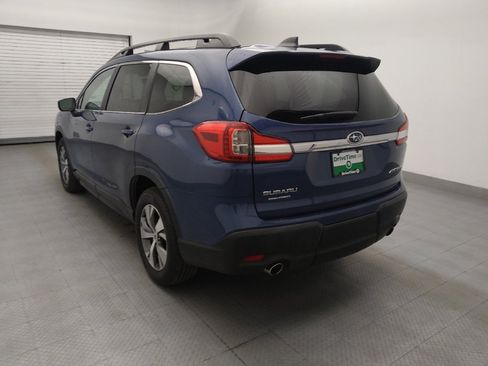 Used 2019 Subaru Ascent Premium image 5