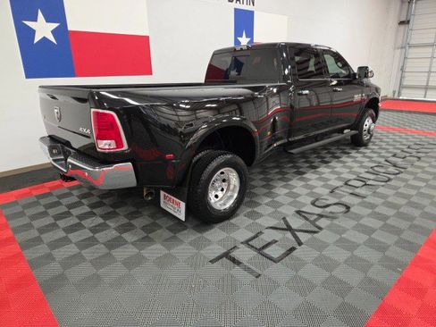 Used 2018 RAM 3500 Laramie w/ Convenience Group image 19