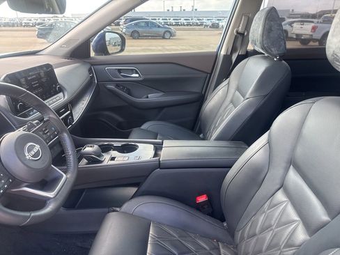 Certified 2023 Nissan Rogue Platinum w/ Platinum Premium Package FWD image 41