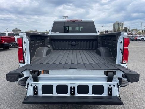 New 2026 Chevrolet Silverado 2500 High Country w/ Technology Package AWD/4WD image 13