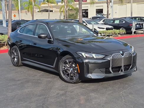 New 2026 BMW i4 eDrive40 w/ Premium Package RWD image 2