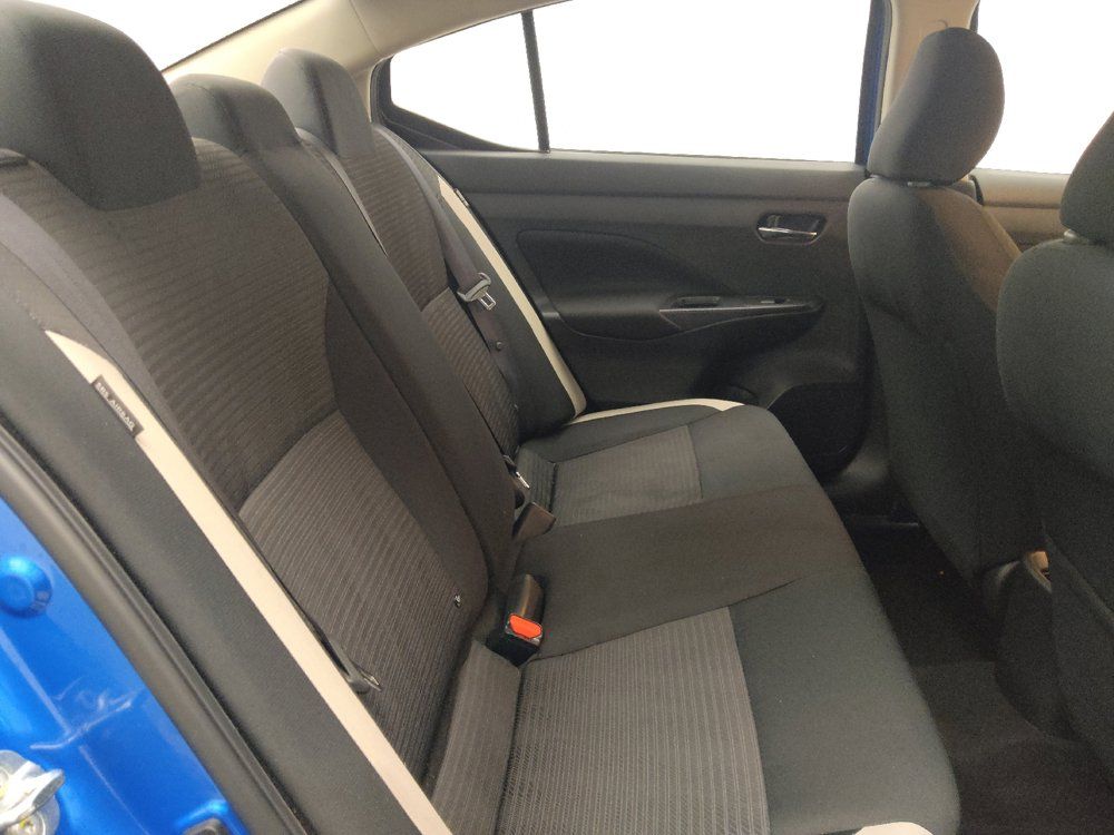 Used 2021 Nissan Versa SV FWD image 19