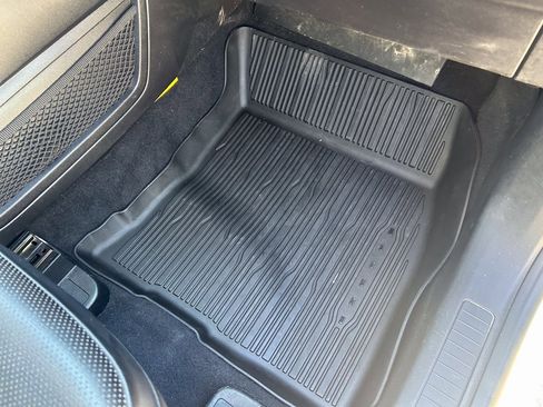 Certified 2020 Ford Escape SEL image 19