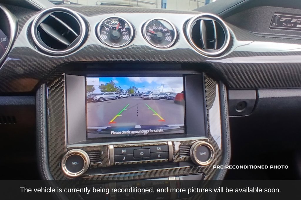 Used 2021 Ford Mustang Shelby GT500 w/ Technology Package RWD image 19