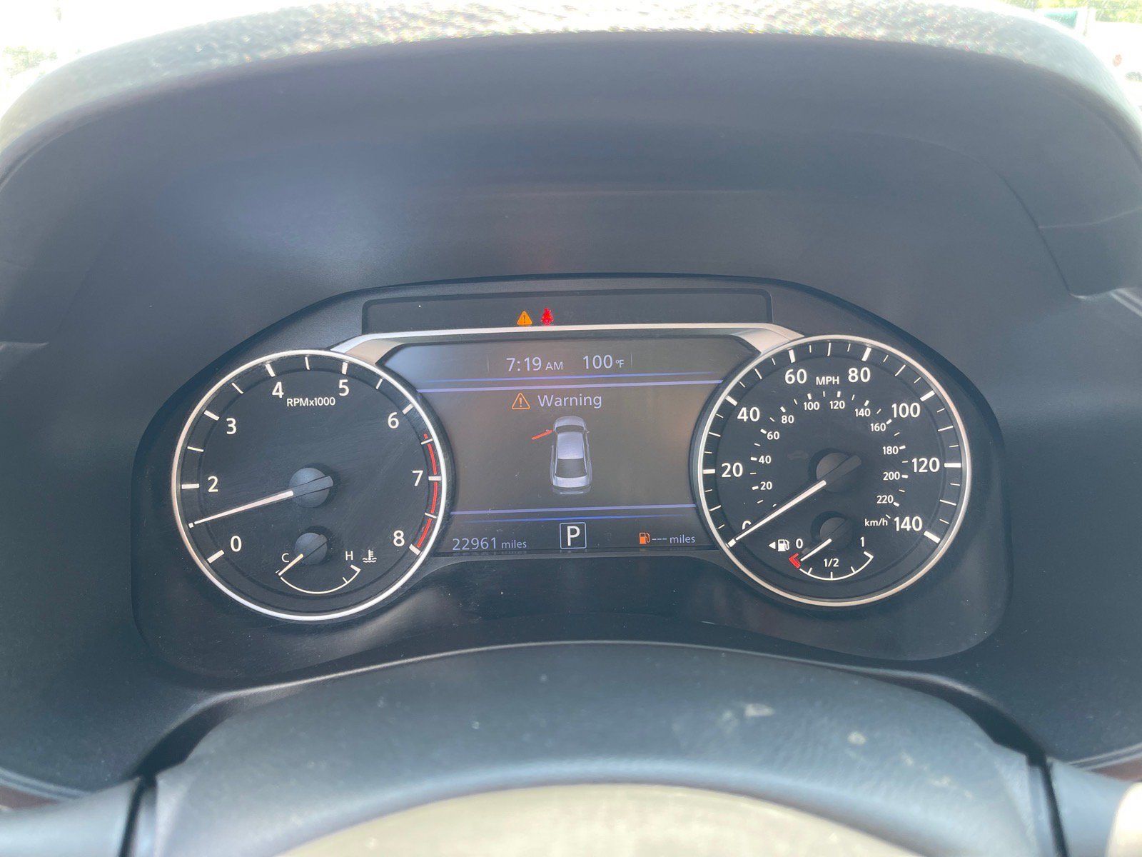 Used 2025 Nissan Altima 2.5 SV FWD image 4