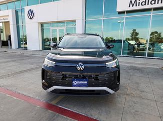 New 2026 Volkswagen Tiguan SE FWD video 2