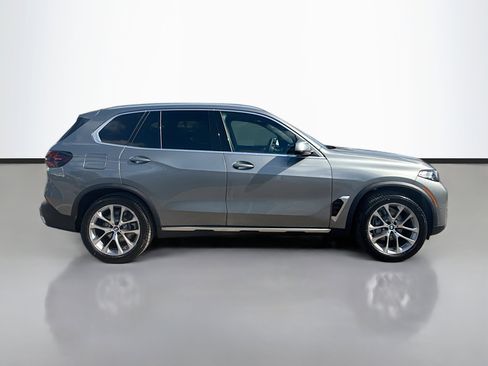 New 2026 BMW X5 xDrive40i image 2