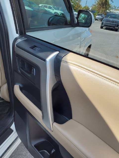 Used 2012 Toyota 4Runner Limited AWD/4WD image 22