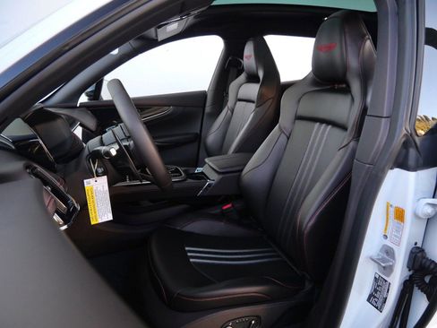 New 2026 Aston Martin DBX 707 image 20