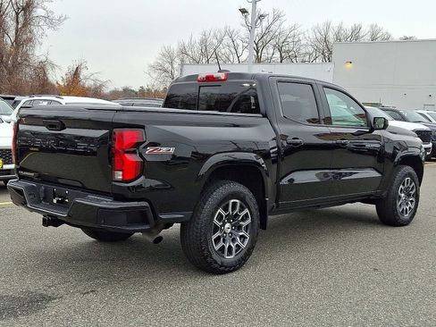 Used 2024 Chevrolet Colorado Z71 w/ Z71 Convenience Package 2 image 6