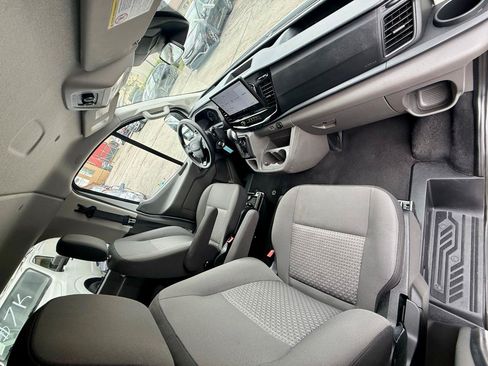 Used 2024 Ford Transit 350 XLT RWD image 29