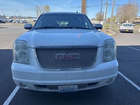 Used 2007 GMC Yukon XL Denali image 2