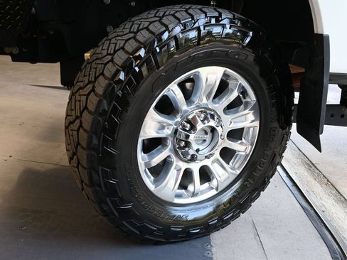 Used 2021 Ford F350 Limited AWD/4WD image 31