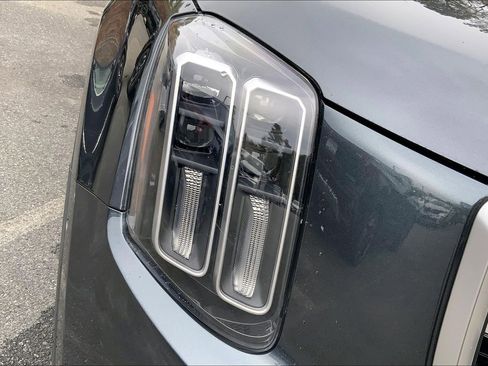 Used 2023 Kia Telluride S FWD image 31