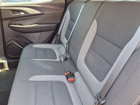 Used 2023 Chevrolet TrailBlazer LS AWD/4WD image 6