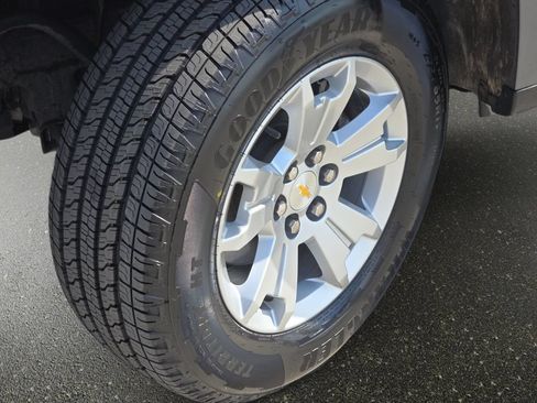 Used 2022 Chevrolet Colorado LT w/ Safety Package RWD image 34