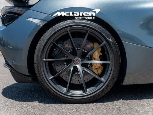 Used 2018 McLaren 720S Performance RWD image 38