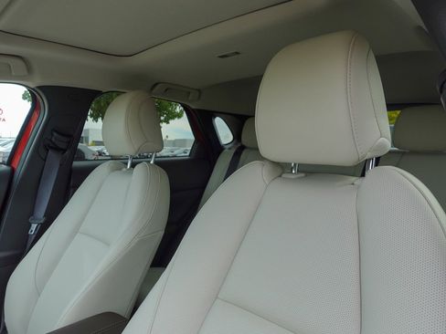 Certified 2025 MAZDA CX-30 AWD 2.5 S w/ Premium Package image 10