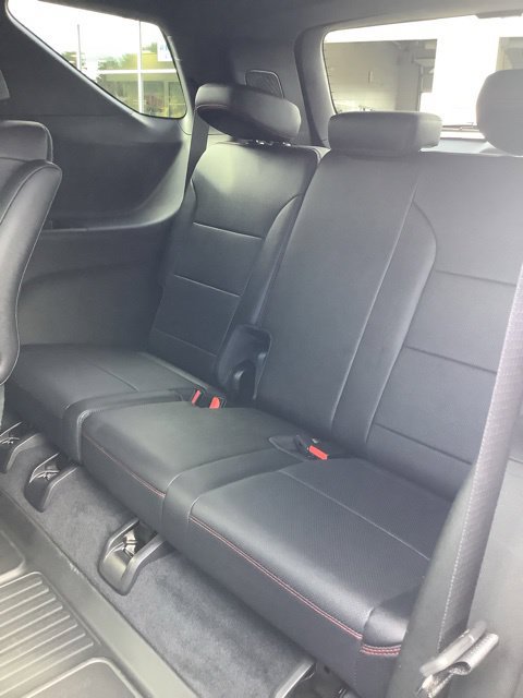 Used 2025 Chevrolet Traverse RS AWD/4WD image 26