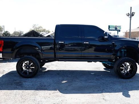 Used 2018 Ford F250 King Ranch w/ King Ranch Ultimate Package image 18