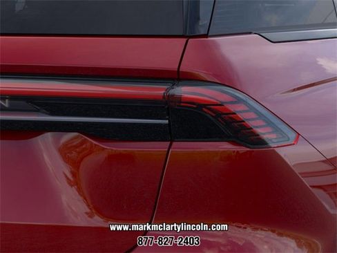 New 2026 Lincoln Nautilus Reserve image 21