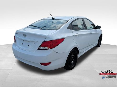 Used 2017 Hyundai Accent SE image 4