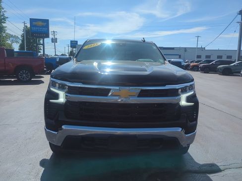 Certified 2023 Chevrolet Silverado 1500 LT w/ Z71 Off-Road Package AWD/4WD image 3