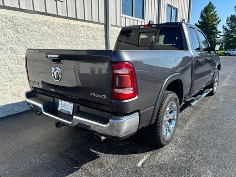 Used 2019 RAM 1500 Laramie AWD/4WD image 3