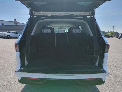 Used 2025 Lincoln Navigator Reserve AWD/4WD image 33