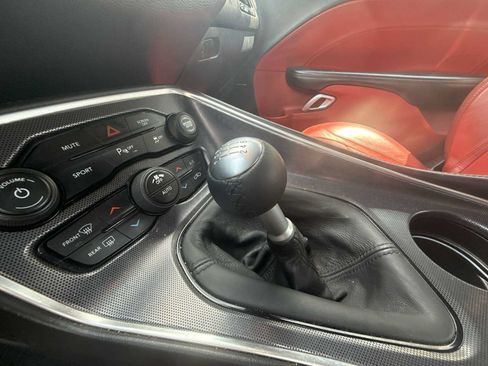 Used 2018 Dodge Challenger R/T Plus RWD image 15