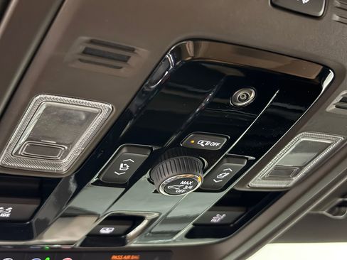 New 2026 Cadillac Escalade ESV Luxury image 41