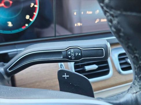 Used 2022 Mercedes-Benz GLE 350 image 11