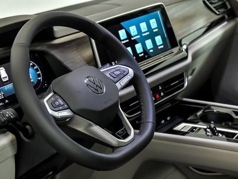 New 2026 Volkswagen Atlas SEL Premium R-Line image 10