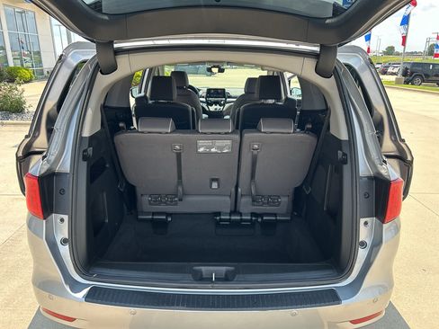 Used 2023 Honda Odyssey Elite image 19