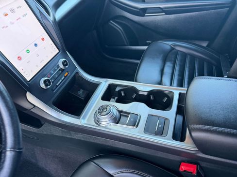 Used 2024 Ford Edge SEL image 41