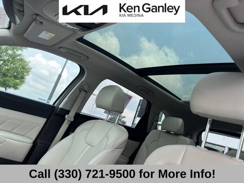 Certified 2023 Kia Sorento SX AWD/4WD image 41