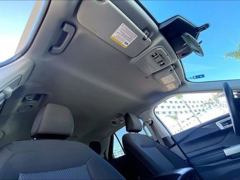 Certified 2024 Ford Explorer XLT image 22