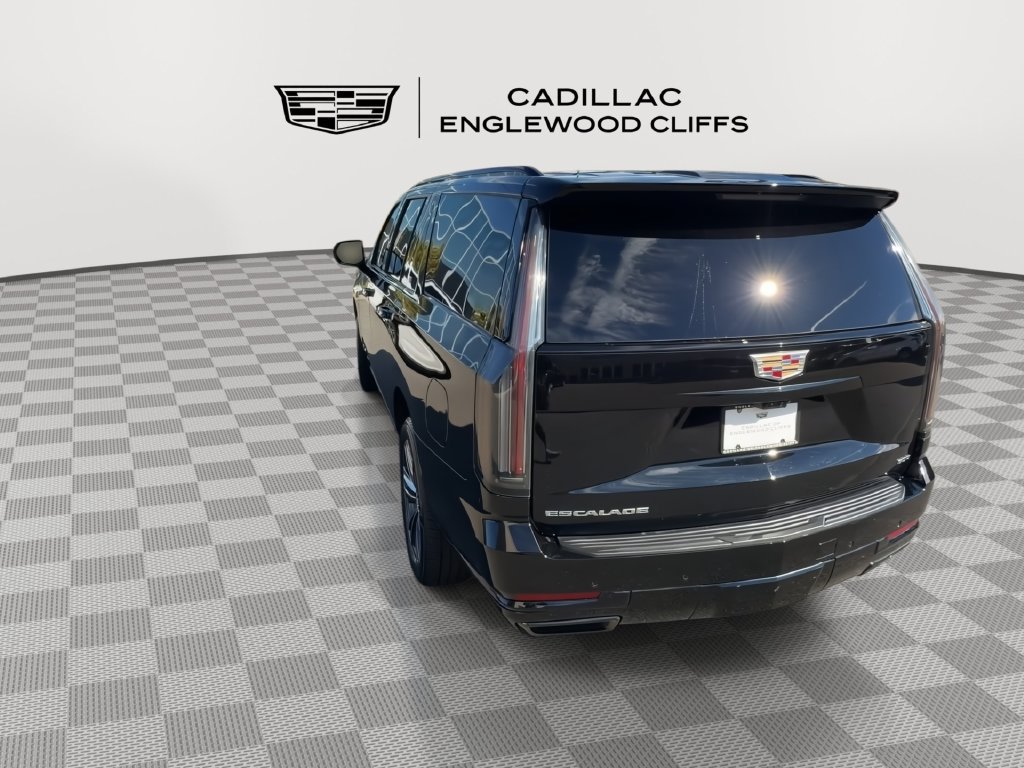 Certified 2026 Cadillac Escalade ESV Sport w/ Touring Package AWD/4WD image 8