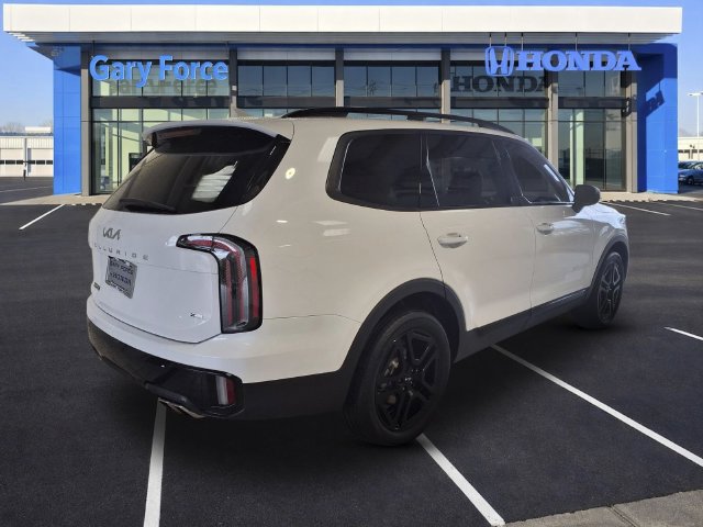 Used 2024 Kia Telluride SX Prestige X-Line AWD/4WD image 2