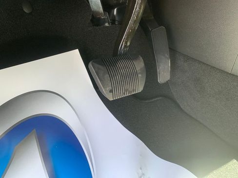 New 2026 Chrysler Pacifica Select image 15