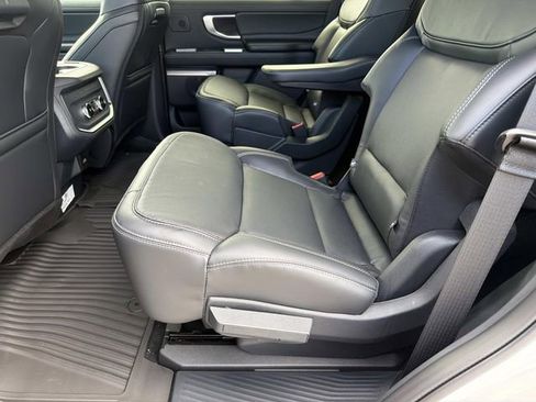 New 2026 Ford Expedition Platinum w/ Stealth Performance Package AWD/4WD image 25