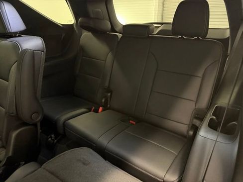 New 2026 Chevrolet Traverse LT w/ Driver Confidence Package image 17