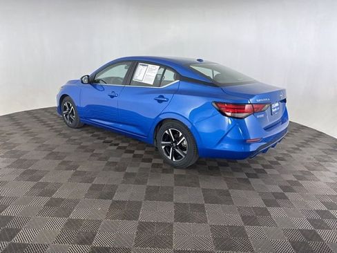 Used 2025 Nissan Sentra SV image 9