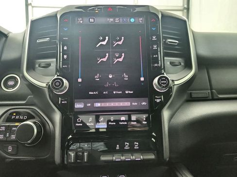 New 2026 RAM 1500 4x4 Crew Cab image 26